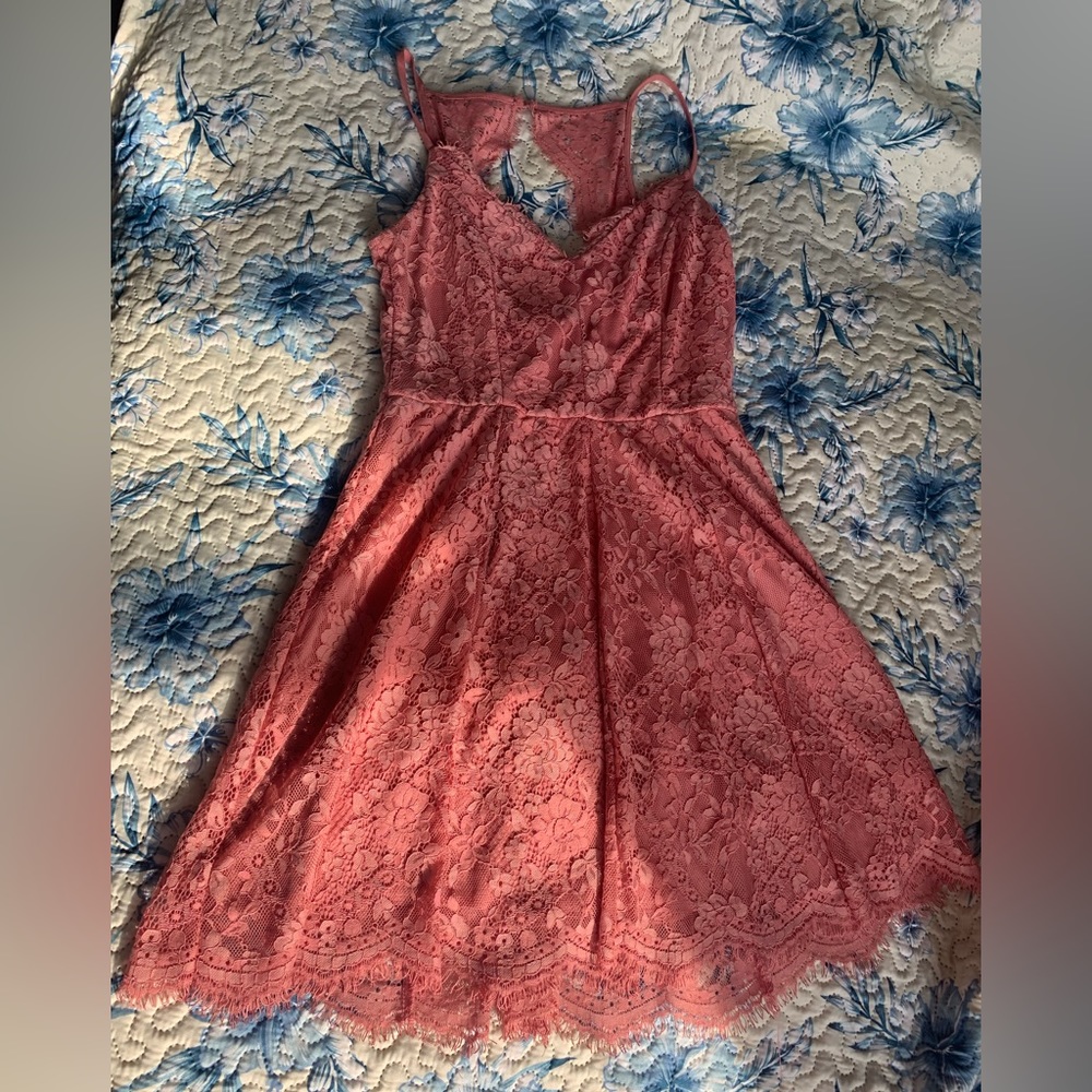 Pink light rose M lace dress